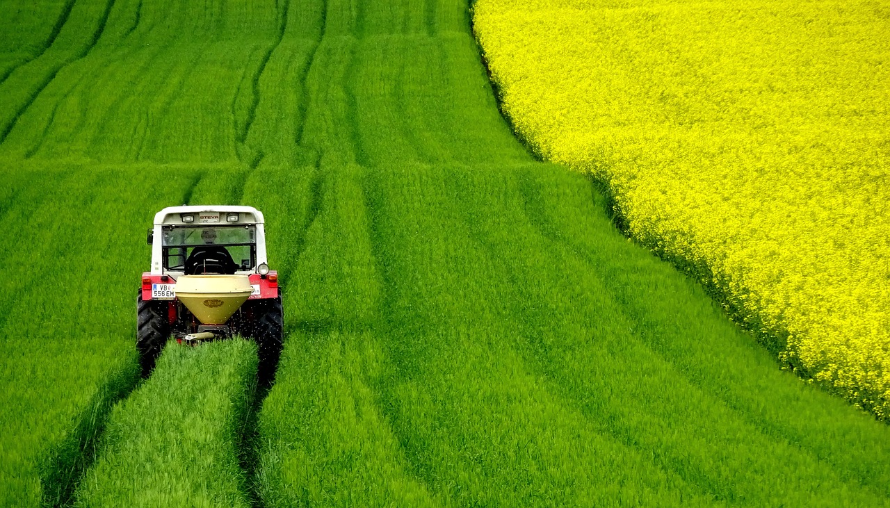 farm via pixabay